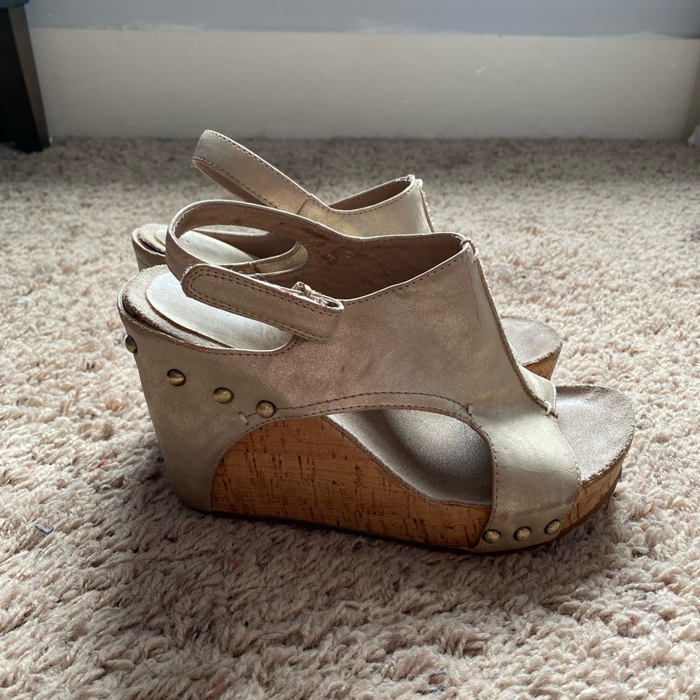 Gold Antelopes